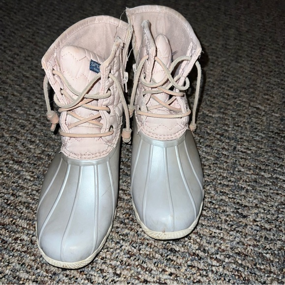 Girls Sperry Boots - Picture 1 of 3
